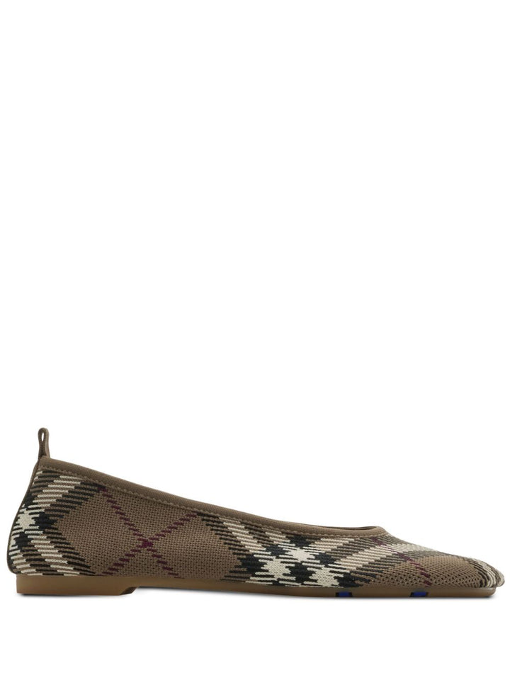 Burberry Flat shoes Beige