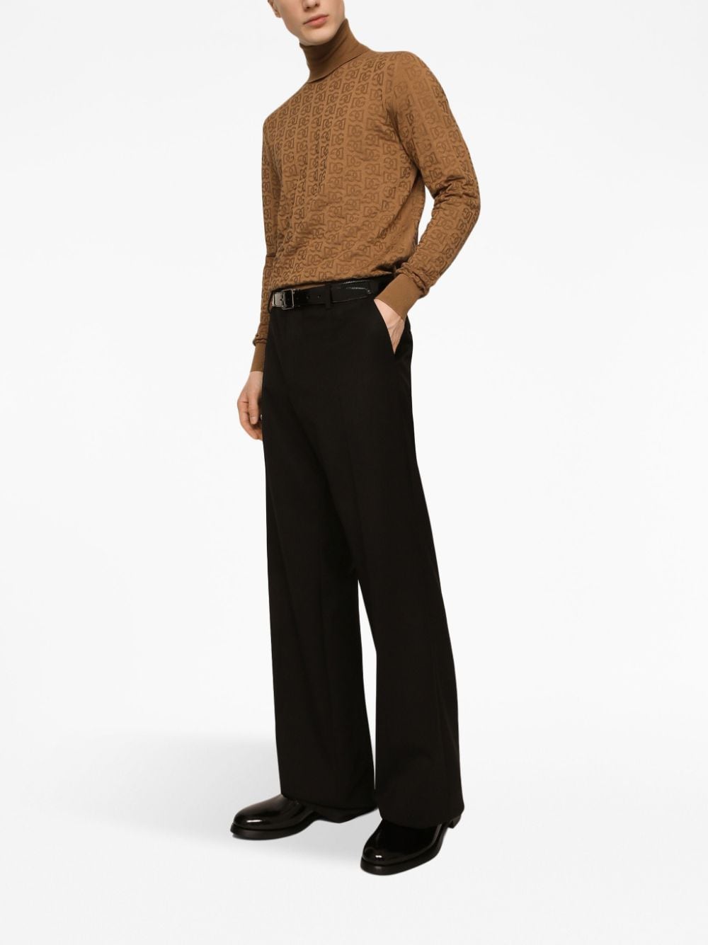 Topwear 46 Dolce & Gabbana Sweaters Camel Brand