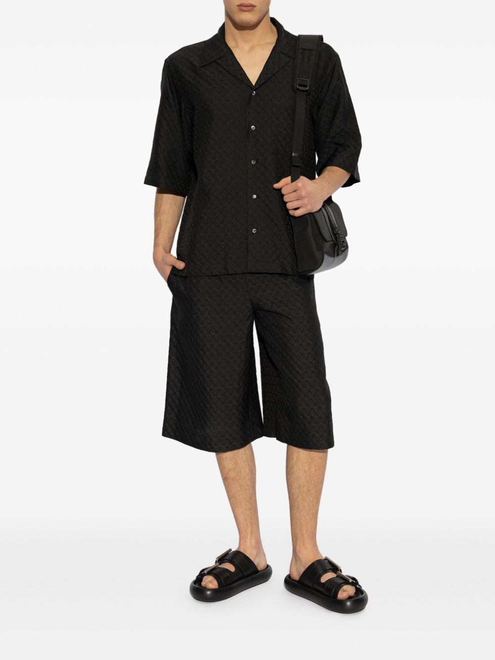 Alexander McQueen Shorts Black