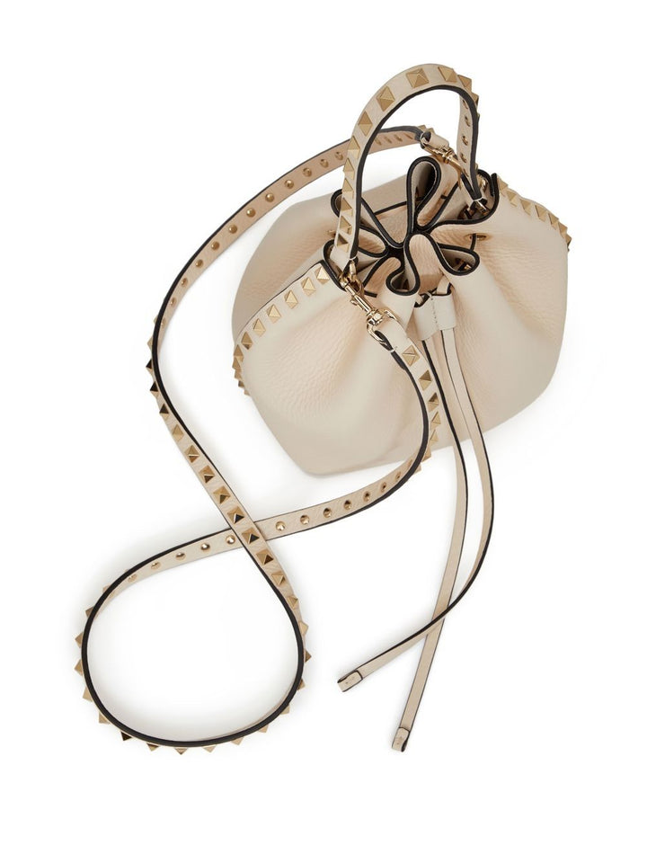 Valentino Garavani Rockstud Bucket Bag In Grainy Calfskin