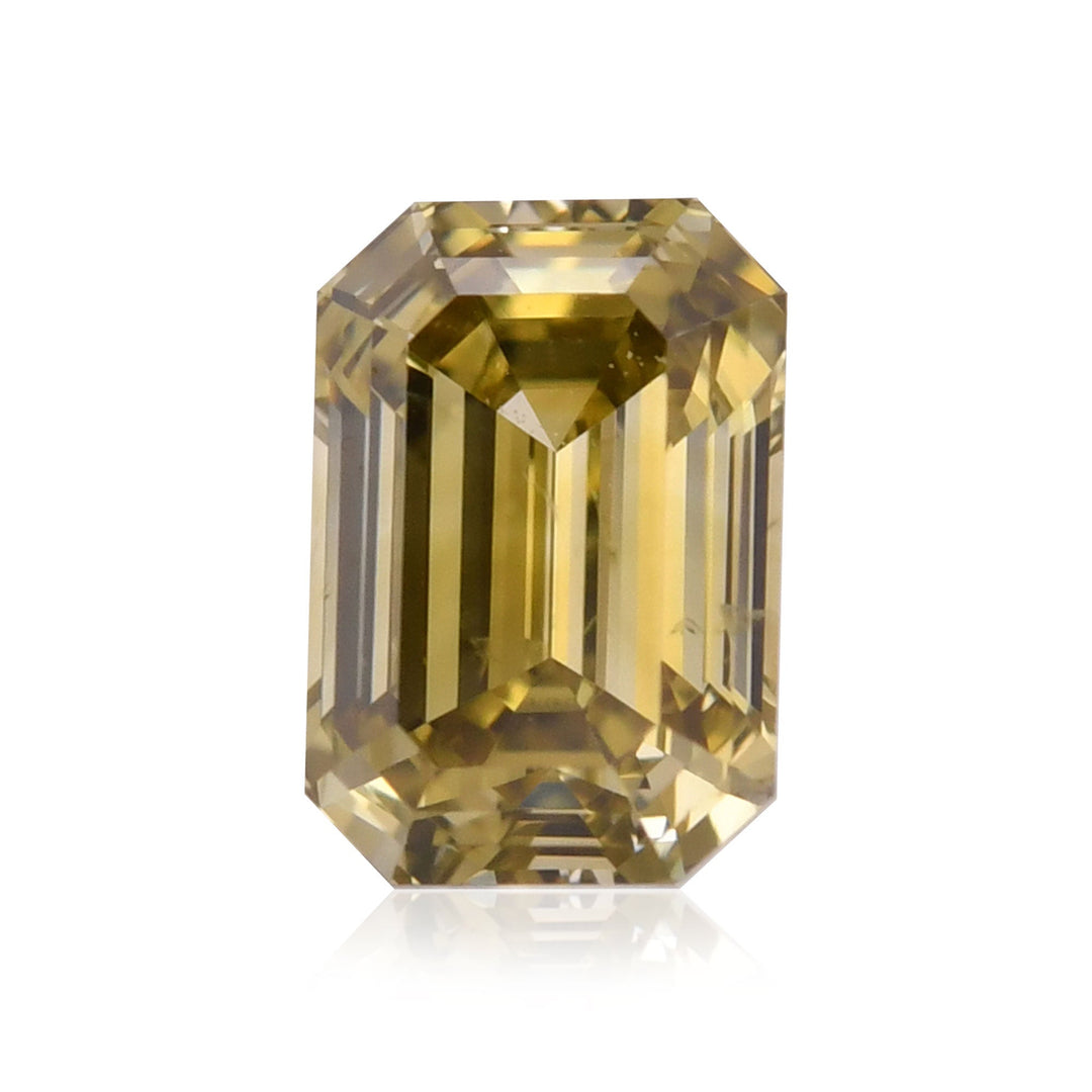 0.65 Carat Chameleon Emerald Diamond SI2 GIA