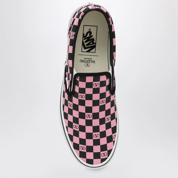 Valentino Garavani X Vans - Slip-On Sneakers orchid pink/black with VLogo Checkerboard print