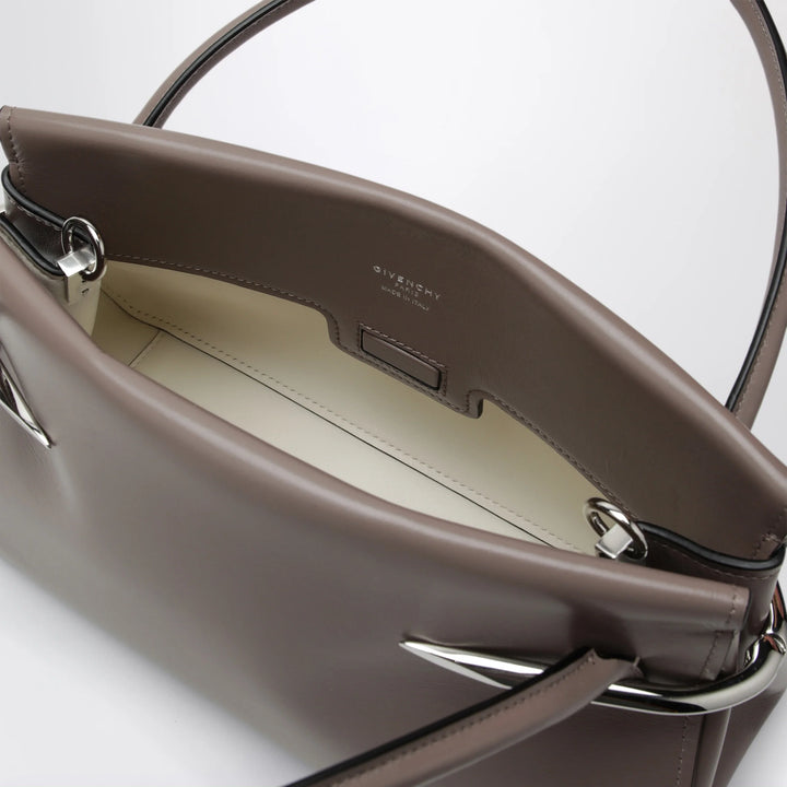 Givenchy - Pinch medium bag in taupe leather