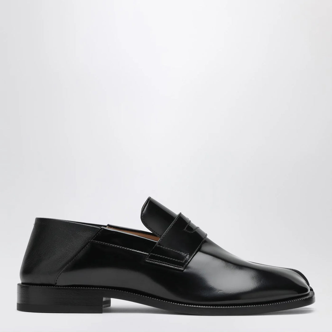 Maison Margiela - Tabi loafer in black leather