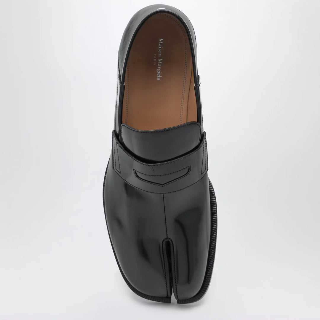Maison Margiela - Tabi loafer in black leather