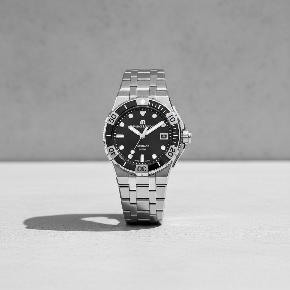 Aikon Venturer on Grey Concrete
