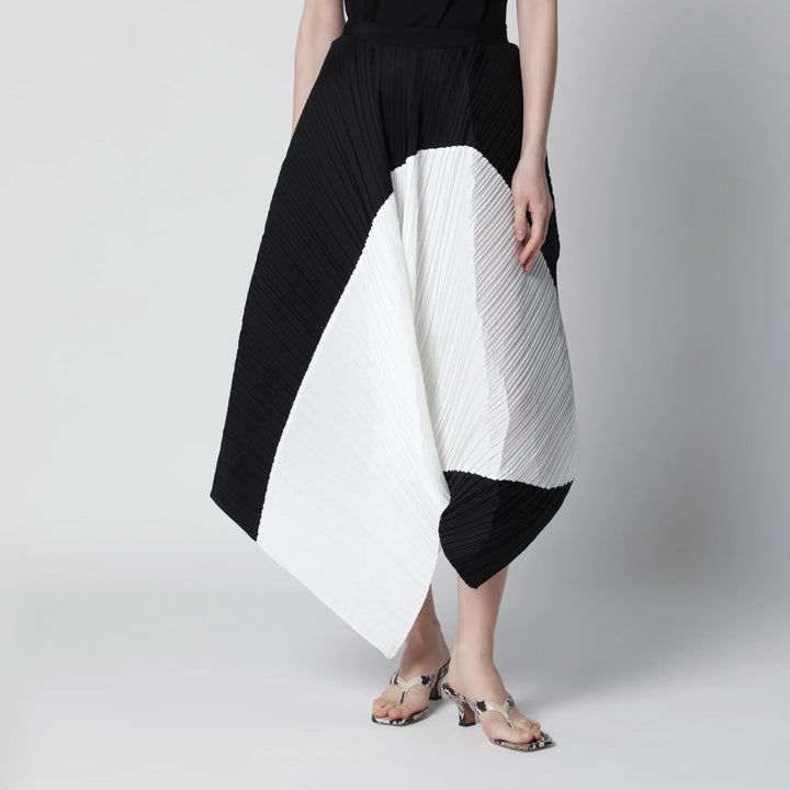 Entire Studios - Asymmetric pleated black skirt Brand Apparel &amp; Accessories > Clothing > Skirts XS