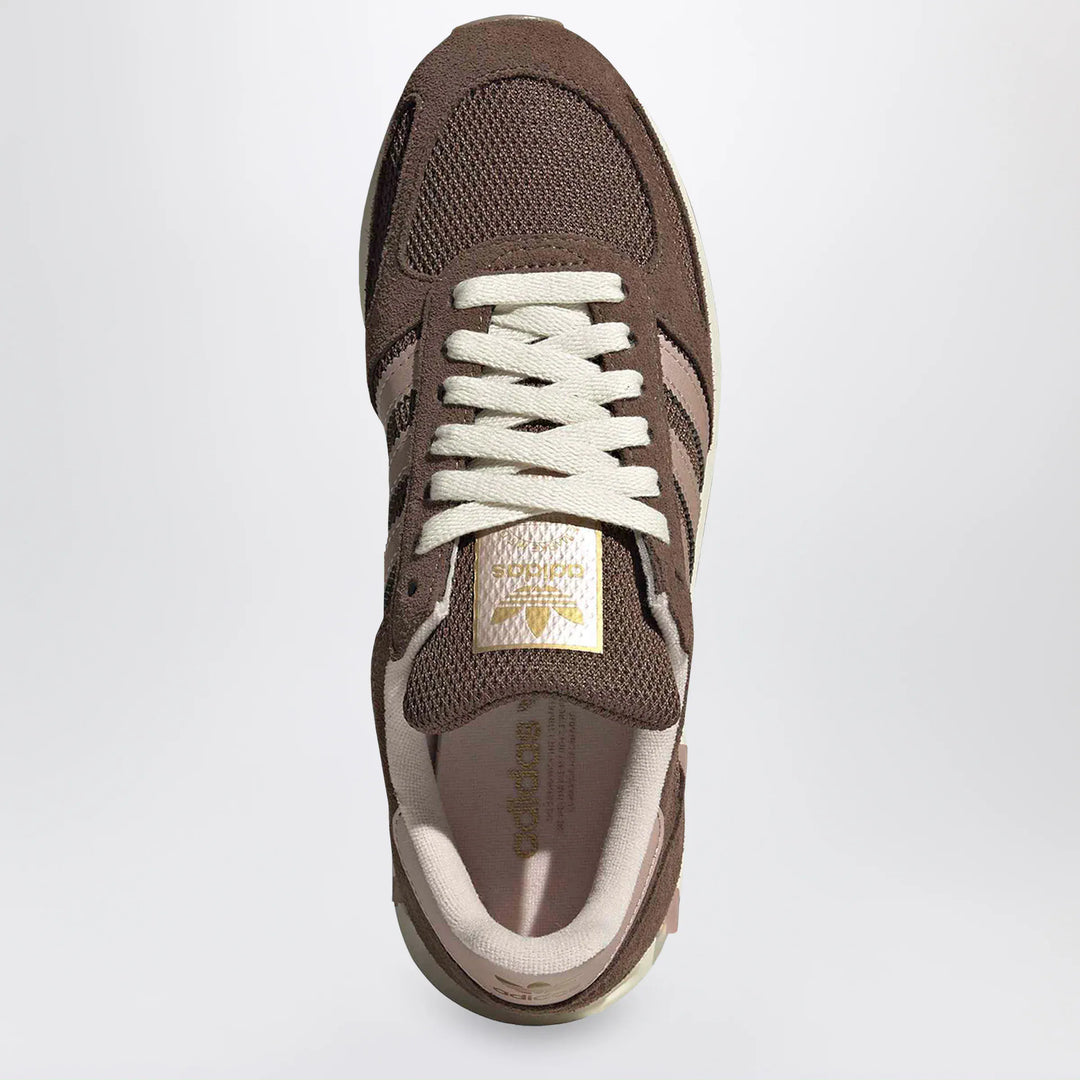 adidas Originals - LA Trainer OG W Sneakers in Earth Strata / Vapour Grey Metallic Brand Apparel &amp; Accessories > Shoes