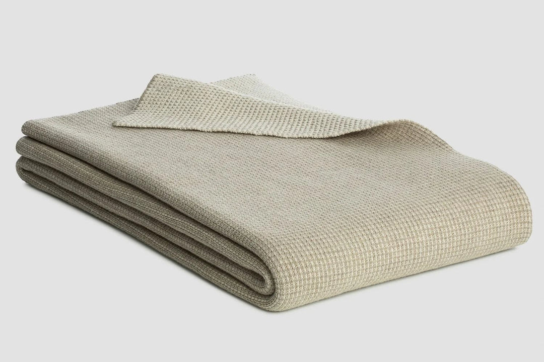 Bemboka Blankets King /Single 220 x 180cm / Wheat/Sand Bemboka Reversible Box Knitted Weighted Blankets Bemboka: Luxury Reversible Box Knitted Weighted Blankets Brand