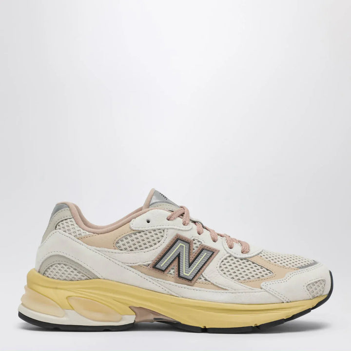New Balance - 2010 Sneakers in Linen/Desert Clay Brand Shoes 8,5 US
