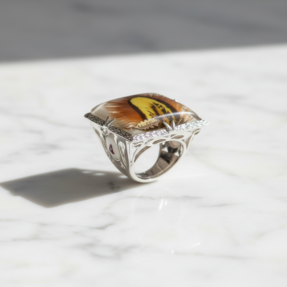 Piuma Ring on Marble